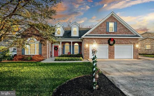 355 Dart Dr, HANOVER, PA, 17331-1324 | Card Image