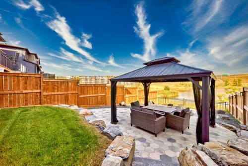 152 Cranbrook Gdns Se, Calgary, AB, T3M3K6 | Card Image