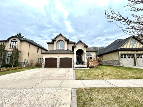 18 Goring Way, Niagara on the Lake, ON, L0S1J0 | Card Image