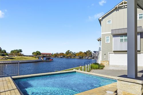 321 Island Cir, Kingsland, TX, 78639-2106 | Card Image