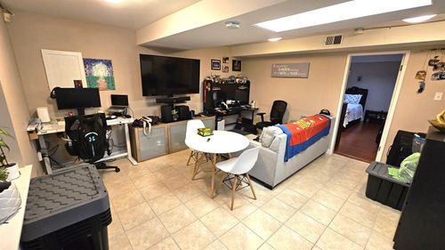 48xx Portland St, Burnaby, BC, V5J2P5 | Card Image