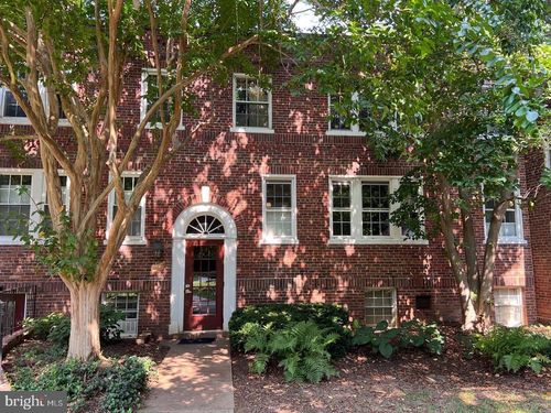 8-422-1741 N Troy St, ARLINGTON, VA, 22201-3243 | Card Image