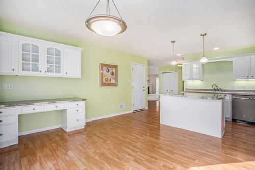 2-311 Shoreside Dr N Se, Gaines Charter Township, MI, 49548 | Card Image