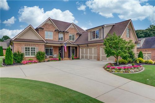 109 Slate Dr, Buford, GA, 30518-1664 | Card Image