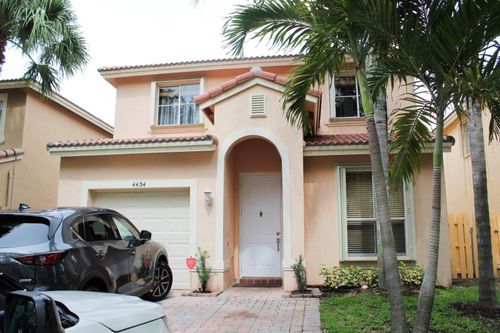 4434 Lake Lucerne Circle, West Palm Beach, FL, 33409 | Card Image