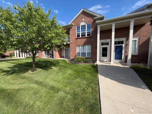 51680 Hale Lane, Chesterfield Township, MI, 48051 | Card Image