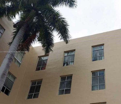 apt-326-7400 W 20th Ave, Hialeah, FL, 33016-1850 | Card Image