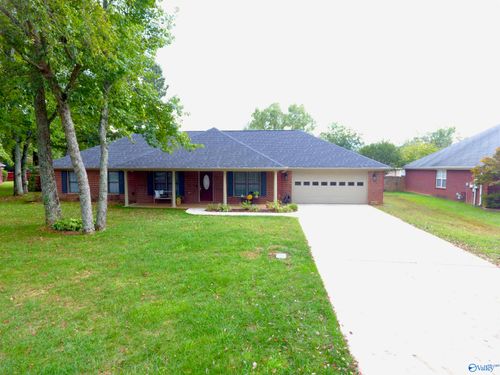 102 Ridgewood Dr, Madison, AL, 35757-7540 | Card Image