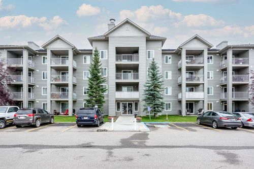 2308-604 8 St Sw, Airdrie, AB, T4B2W4 | Card Image
