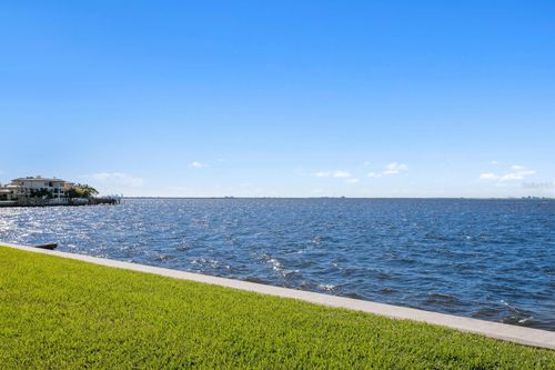 5033 W San Miguel St, TAMPA, FL, 33629-5428 | Card Image