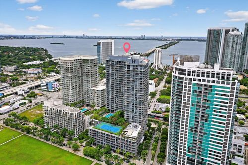 unit-2416-121 Ne 34th St, Miami, FL, 33137-3883 | Card Image