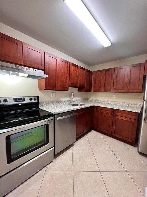 205-405 W Executive Center Dr, West Palm Beach, FL, 33401 | Card Image