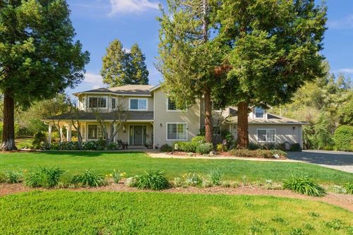 16615 De Witt Ave, Morgan Hill, CA, 95037-4701 | Card Image