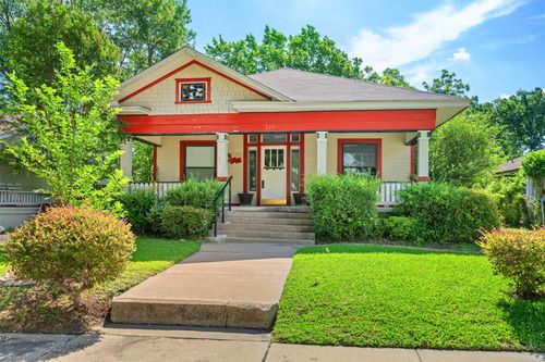 2231 Hurley Ave, Fort Worth, TX, 76110-1829 | Card Image