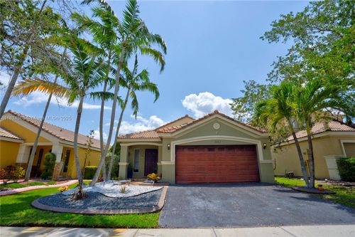 1482-1482 Canary Island Dr, Weston, FL, 33327-2348 | Card Image