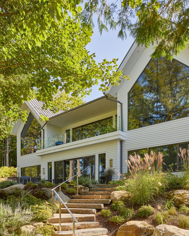 1025-2 Appian Way, House other with 6 bedrooms, 7 bathrooms and 12 parking in Port Carling ON | Image 24