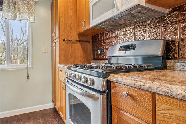 48 Samoa Dr, House other with 3 bedrooms, 2 bathrooms and 3 parking in Pittsburgh PA | Image 13