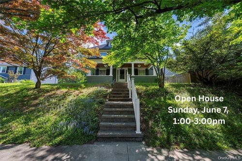 21 Barnard Ave, Poughkeepsie, NY, 12601-4927 | Card Image