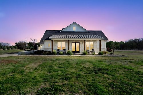 200 County Road 246, Florence, TX, 76527-4913 | Card Image