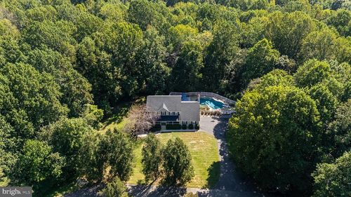 2424 Wildflower Ln, HUNTINGTOWN, MD, 20639-4210 | Card Image
