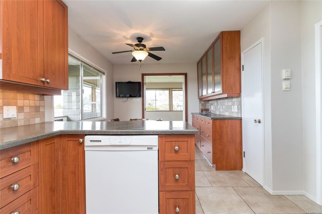 416 Parkhill Terr, House other with 5 bedrooms, 3 bathrooms and 8 parking in Ladysmith BC | Image 28