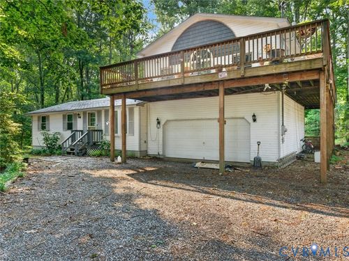64 Lakeside Dr, Columbia, VA, 23038-2844 | Card Image