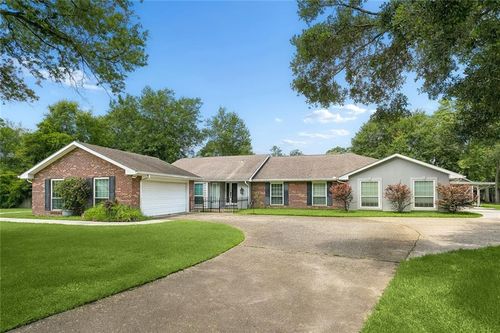 204 Camborne Ln, Slidell, LA, 70461-5004 | Card Image