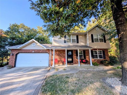 1551 Fairoaks Dr, Troy, IL, 62294-2256 | Card Image