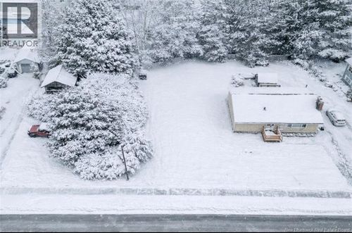 41 Floral Ave, Fredericton, NB, E3A1K8 | Card Image