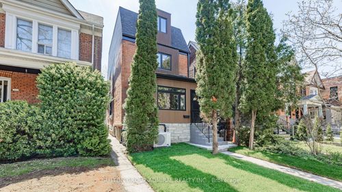 109 Fermanagh Ave, Toronto, ON, M6R1M1 | Card Image