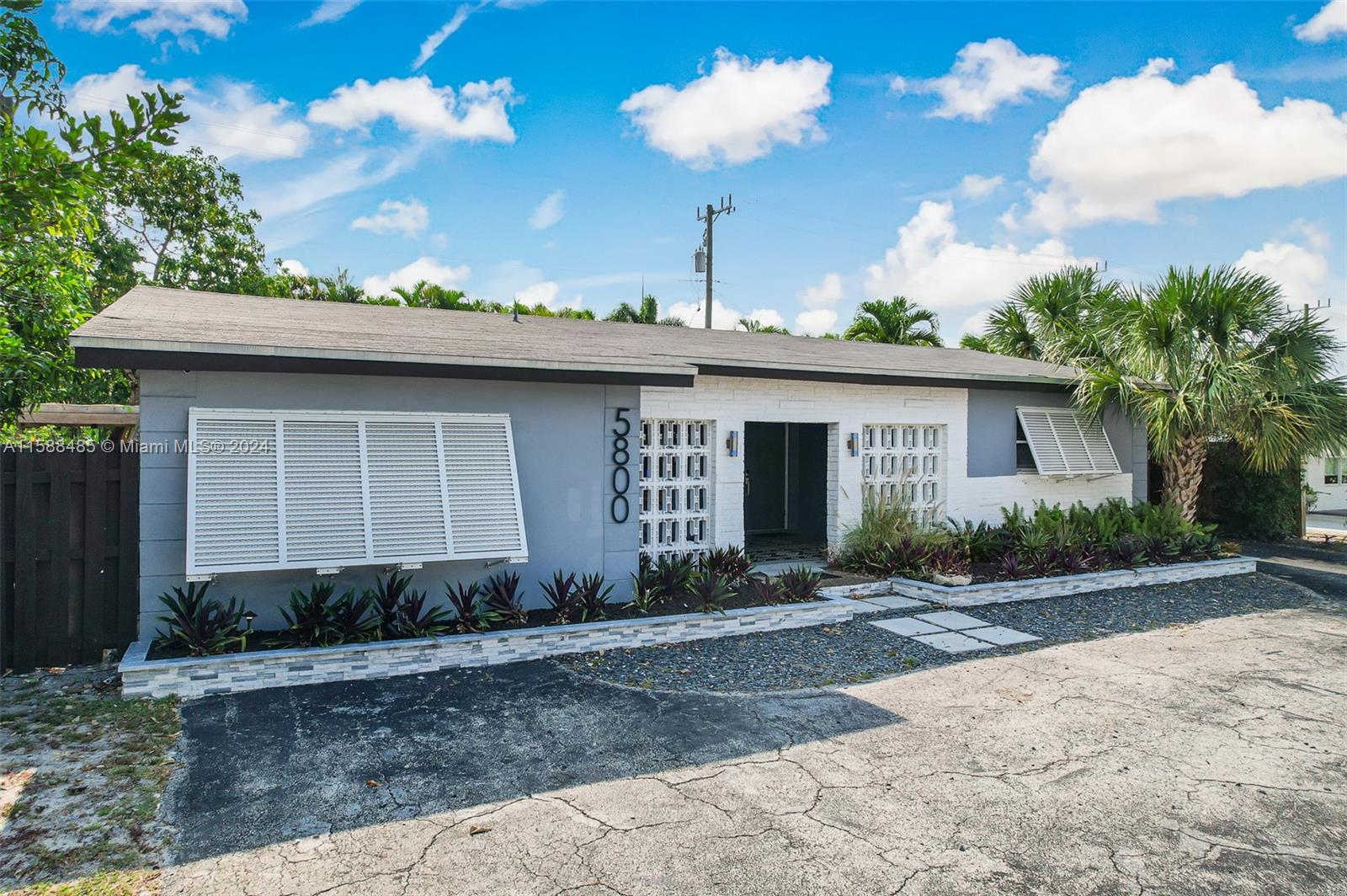 18th Ave, Fort Lauderdale, FL 33334