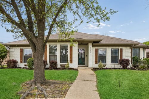 1211 Terrace Dr, Mesquite, TX, 75150-4283 | Card Image