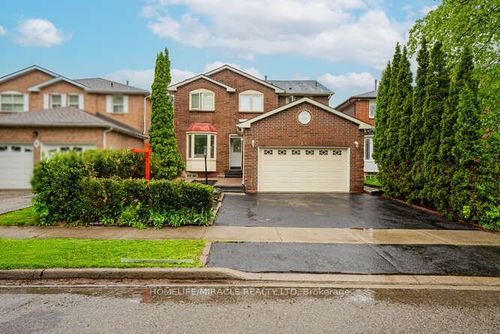14 Conover Crt, Brampton, ON, L6Y3J5 | Card Image