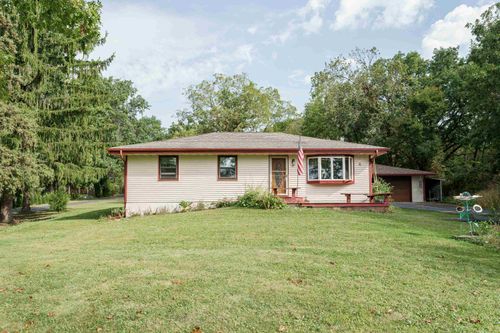 8603 E Bowers Lake Rd, Milton, WI, 53563-9385 | Card Image