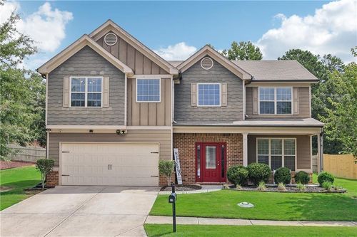 77 Franklin St, Braselton, GA, 30517-2504 | Card Image