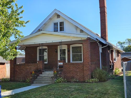 305 Shelley Ave, Altoona, PA, 16602-3242 | Card Image