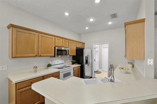 968 Cherry Valley Way, House other with 3 bedrooms, 2 bathrooms and null parking in ORLANDO FL | Image 8