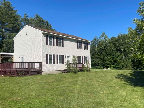 9 Crate Ln, Canaan, NH, 03741-7405 | Card Image