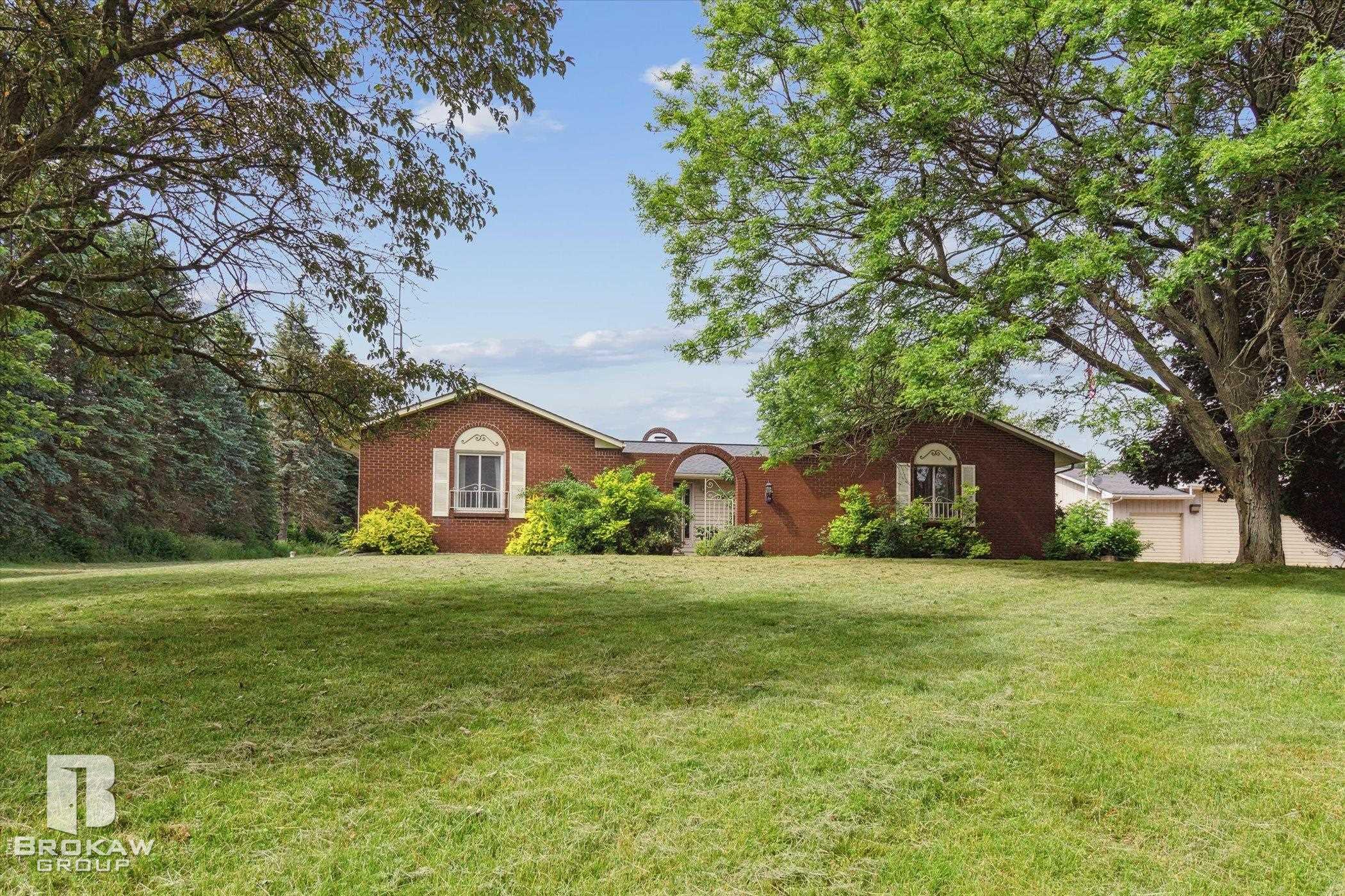 Cobb Rd, Lapeer, MI 48446