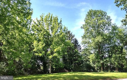 315 Callender Ln, WALLINGFORD, PA, 19086-6404 | Card Image