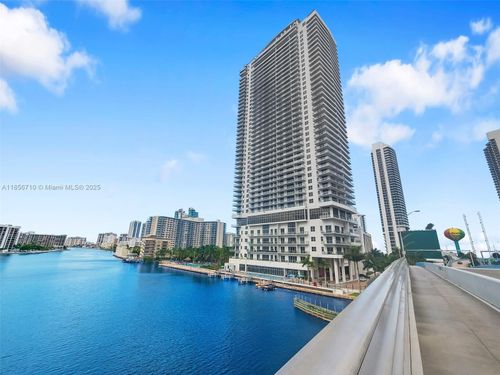 t3905-4010 S Ocean Dr, Hollywood, FL, 33019-3063 | Card Image