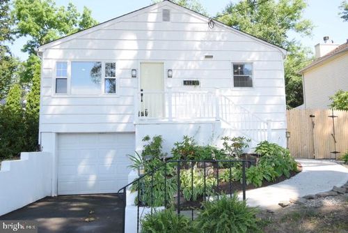 412 Franklin Ave, Princeton, NJ, 08540-3951 | Card Image