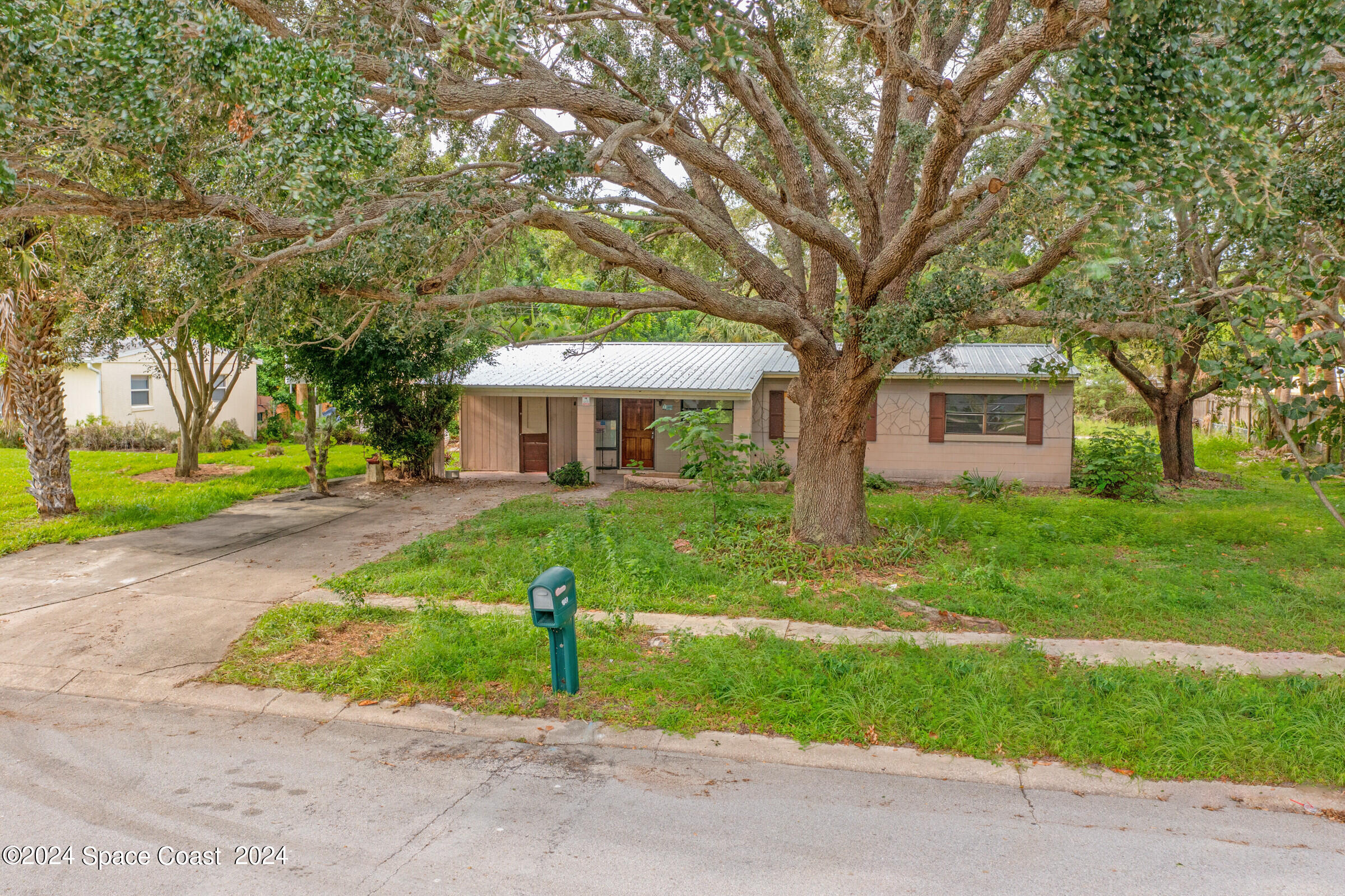 Madison Ave, Melbourne, FL 32935