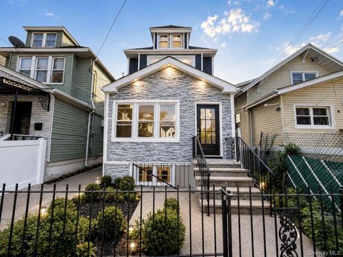 10754 125th Street, New York, NY, 11419 | Card Image