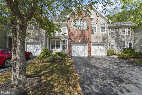 39 Normandy Dr, West Windsor, NJ, 08550-3276 | Card Image