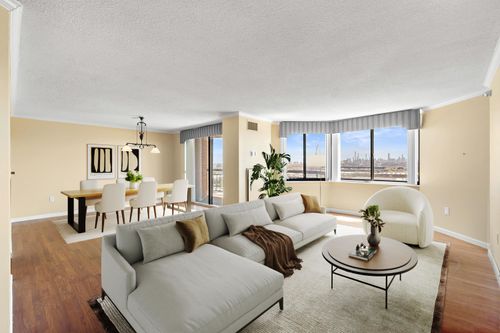 1307-1307 Harmon Cove Tower, Secaucus, NJ, 07094-1715 | Card Image
