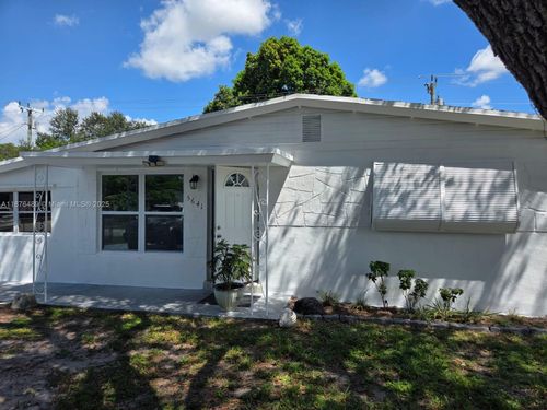 5641 Simms St, Hollywood, FL, 33021-2736 | Card Image