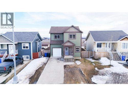 7917 87 Avenue, Fort St John, BC, V1J5K7 | Card Image