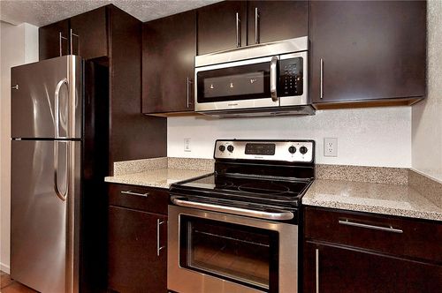 129-5909 Birchbrook Dr, Dallas, TX, 75206-4562 | Card Image