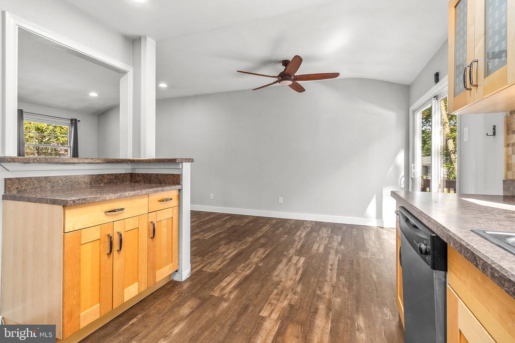 Residential Lease in BROWNS MILLS 4
